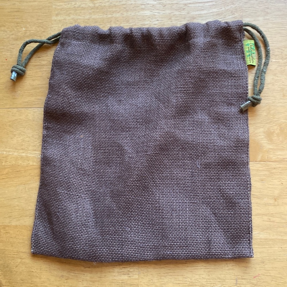 Natural material bag 9,5x10,5” for garlic or onion